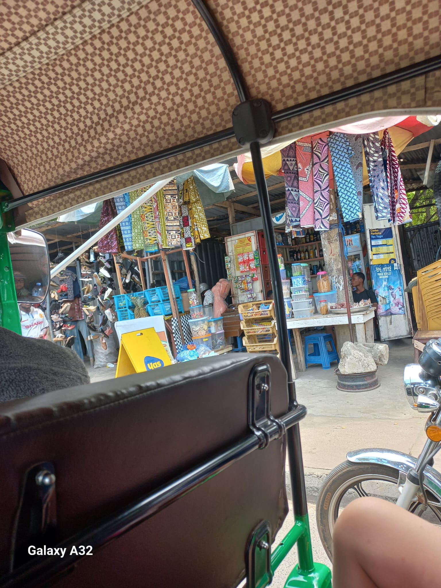 Lomé depuis le tricycle